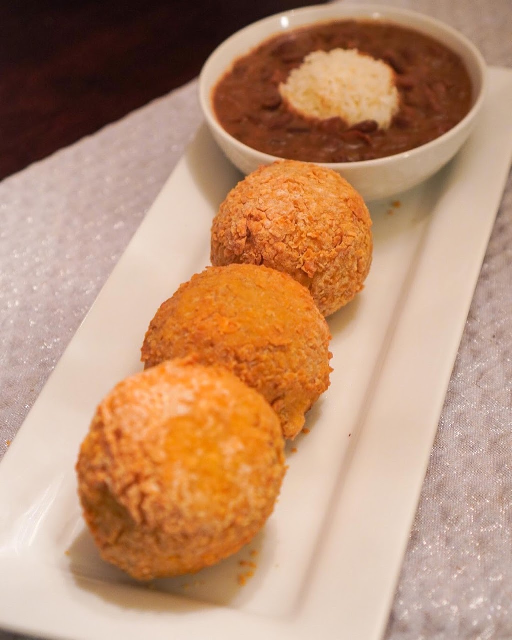 5th Bayou Boudin and More | restaurant | 3228 Collinsworth St, Fort Worth, TX 76107, USA | 3375784177 OR +1 337-578-4177