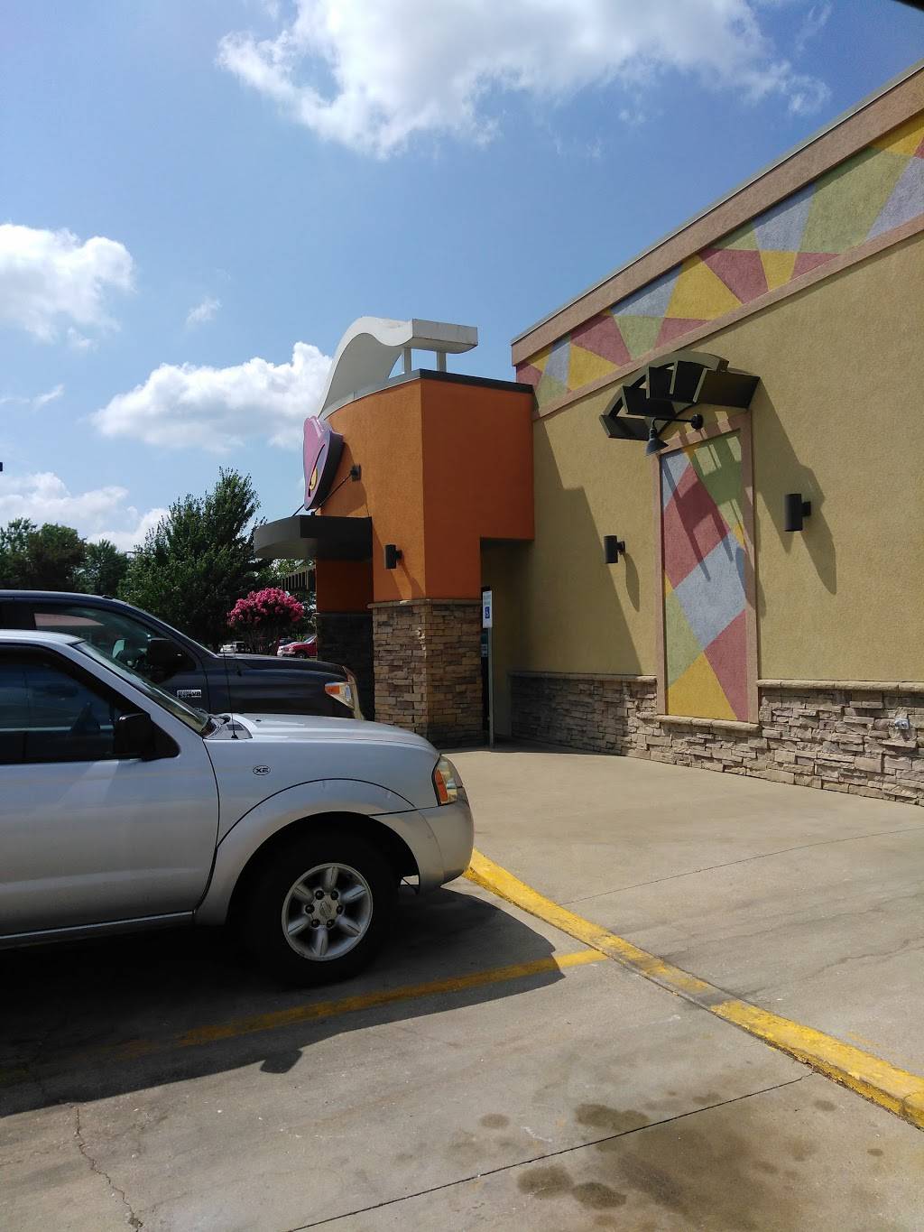 Taco Bell | meal takeaway | 1147 N Colorado Dr, Fayetteville, AR 72703, USA | 4795216629 OR +1 479-521-6629