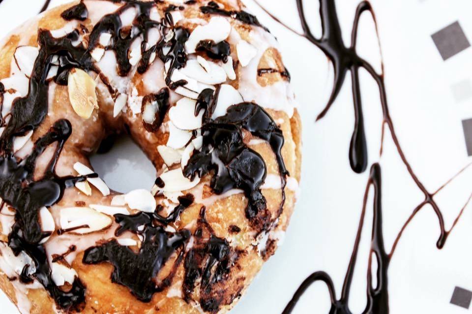 Bear Claw Bakery & Cafe | bakery | 2340 San Pablo Ave, Pinole, CA 94564, USA | 5107243105 OR +1 510-724-3105