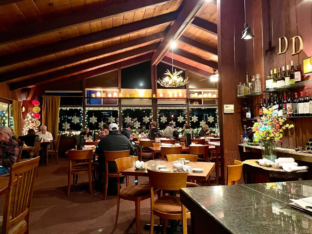Double D Steak & Seafood | restaurant | 320 Main St, Fortuna, CA 95540, USA | 7077253700 OR +1 707-725-3700