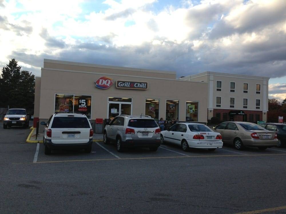 Dairy Queen | restaurant | 117 N Washington Hwy, Ashland, VA 23005, USA | 8047986066 OR +1 804-798-6066