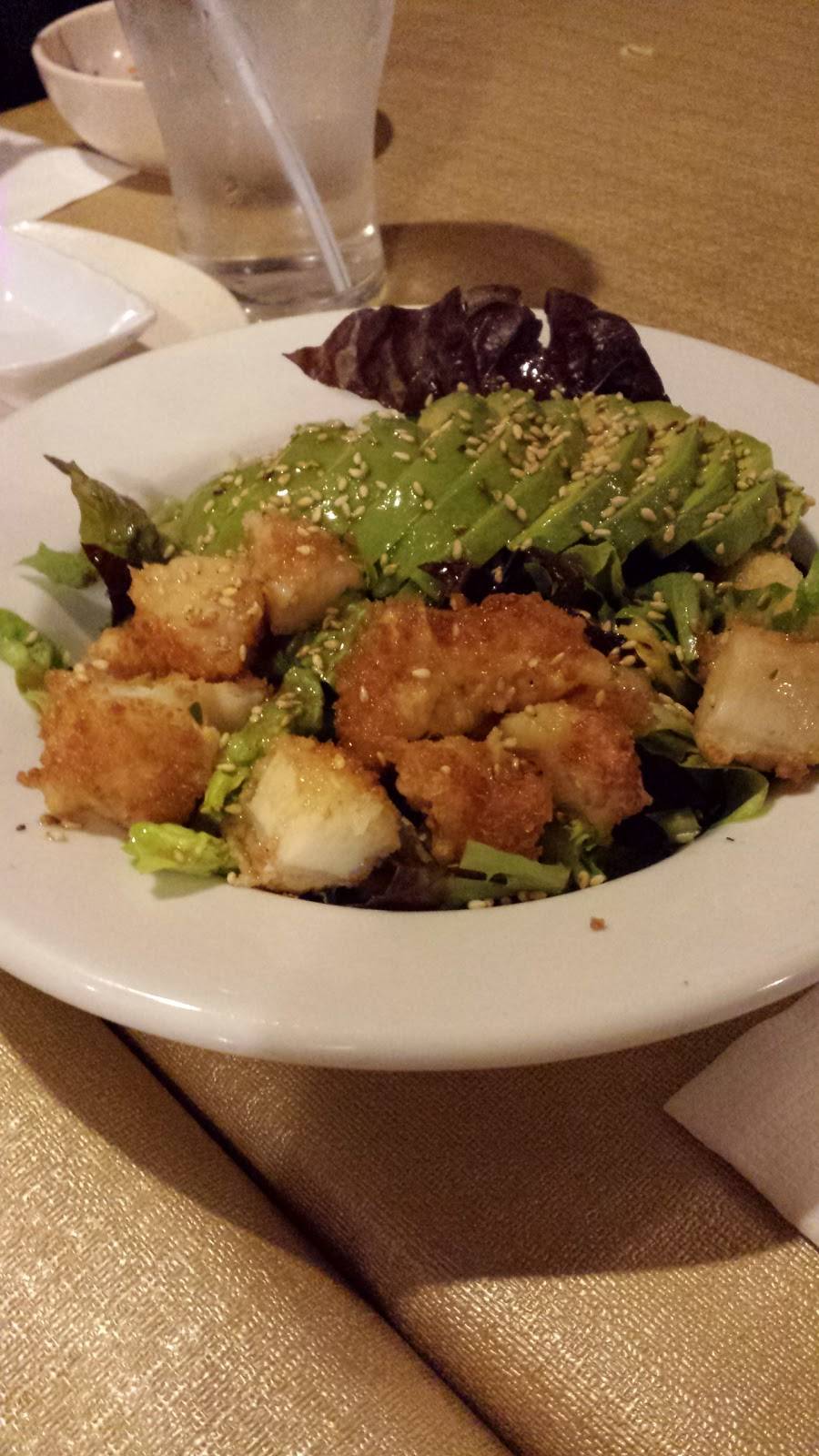 Akasaka Japanese Restaurant | restaurant | 2465 Dougall Ave, Windsor, ON N8X 1T3, Canada | 5199159077 OR +1 519-915-9077