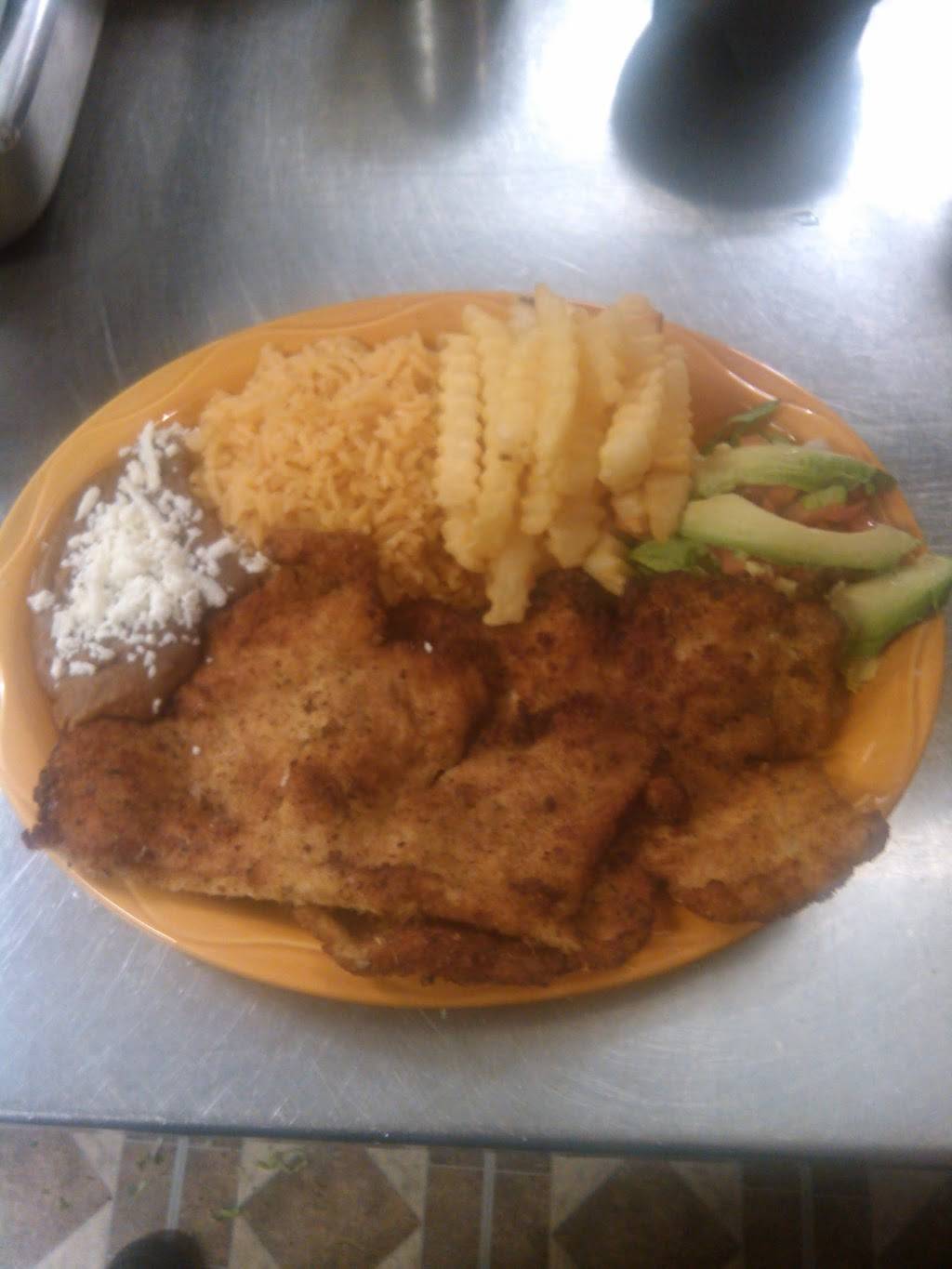 El Torito Asador | restaurant | 2833-2899 Madison Ave SE, Grand Rapids, MI 49548, USA | 6166909254 OR +1 616-690-9254