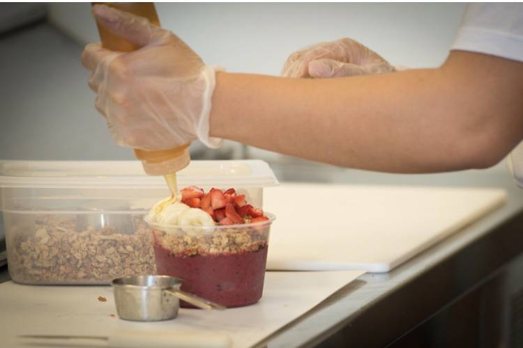 Pure Juice & Smoothie Lounge | restaurant | 3375 Port Chicago Hwy #30, Concord, CA 94520, USA | 9253751376 OR +1 925-375-1376