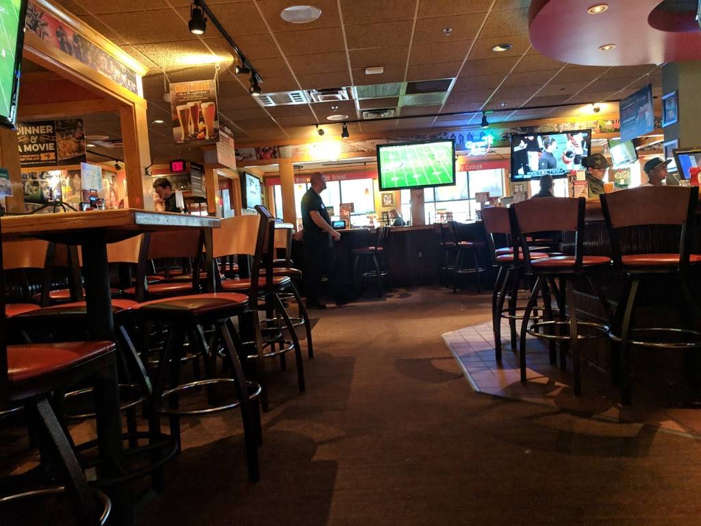 Applebees Grill + Bar | restaurant | Fashion Center Mall, 17 E Ridgewood Ave, Paramus, NJ 07652, USA | 2014478813 OR +1 201-447-8813