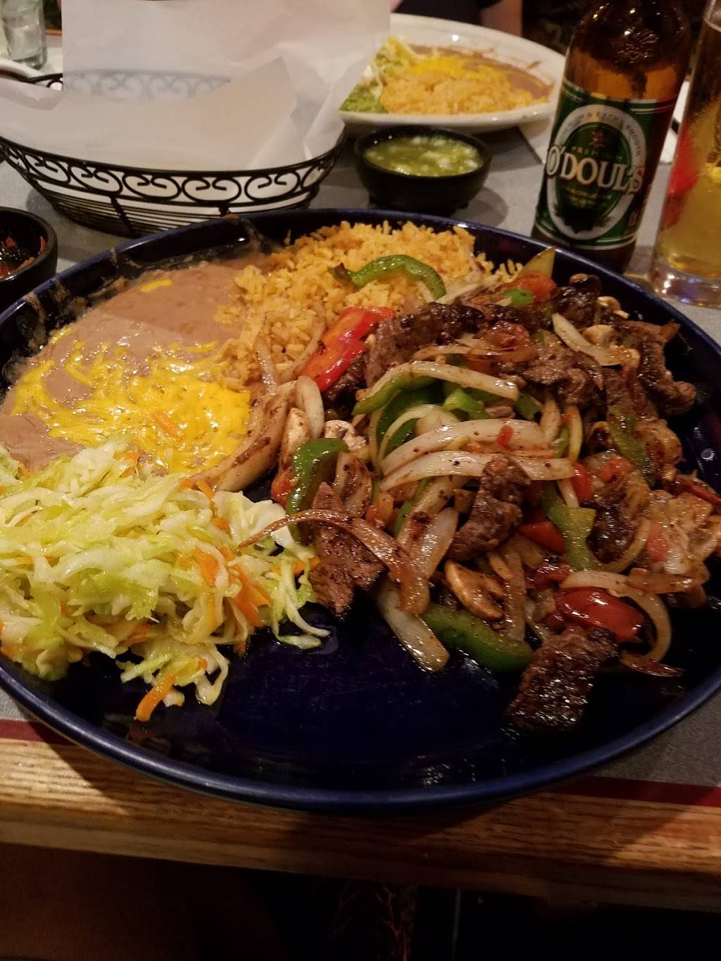 El Toro Restaurant | restaurant | 5716 N 26th St, Tacoma, WA 98407, USA | 2537597889 OR +1 253-759-7889