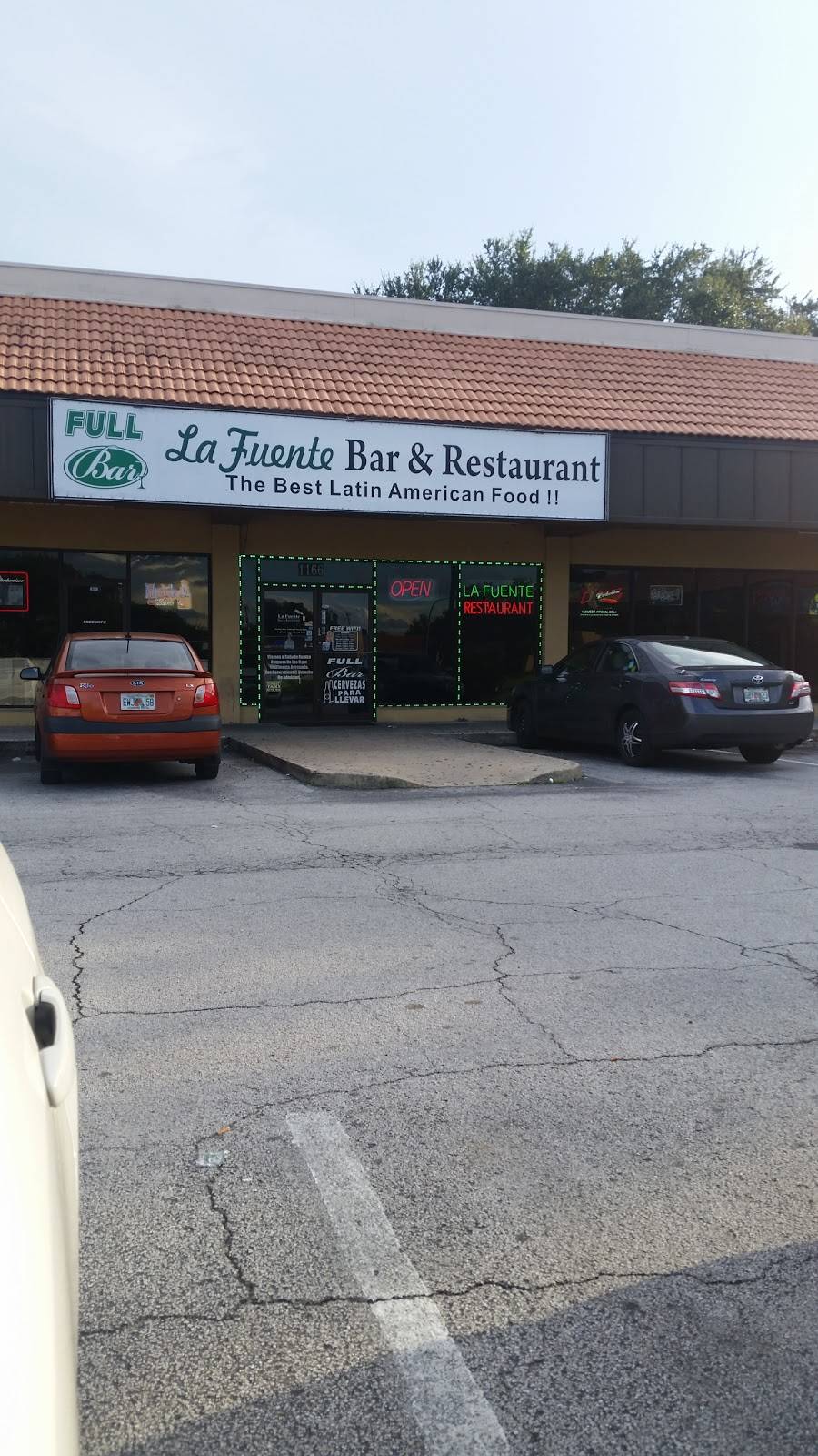 LA FUENTE BAR & RESTAURANT | restaurant | 1166 E Vine St, Kissimmee, FL 34744, USA | 4078470667 OR +1 407-847-0667