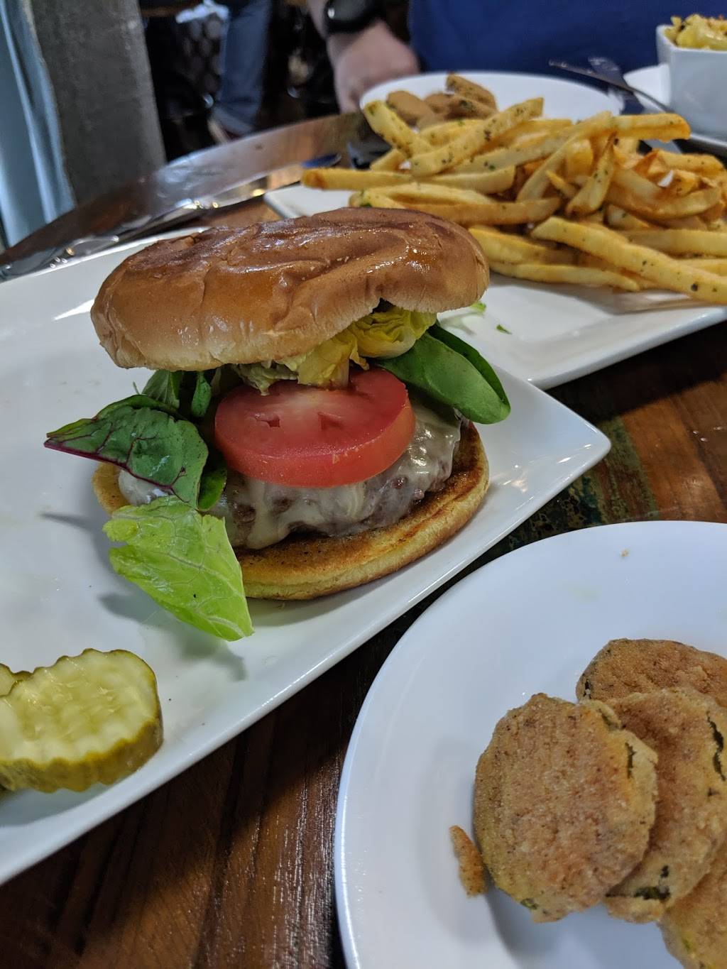 The Southern Lilly | restaurant | 727 Gold Hill Pl S, Woodland Park, CO 80863, USA | 7198961053 OR +1 719-896-1053