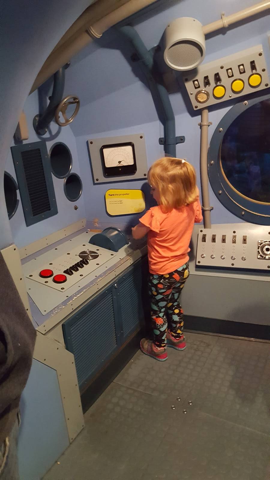 Soundings Cafe | restaurant | 1200 S Lake Shore Dr, Chicago, IL 60605, USA | 3126923277 OR +1 312-692-3277