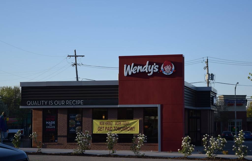 Wendys | restaurant | 252 E State St, West Lafayette, IN 47906, USA | 7657435885 OR +1 765-743-5885