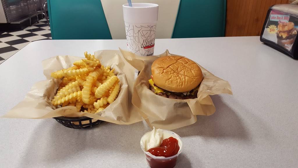 Hwy 55 Burgers Shakes & Fries | restaurant | 1624 State Rd, Cheraw, SC 29520, USA | 8438659192 OR +1 843-865-9192
