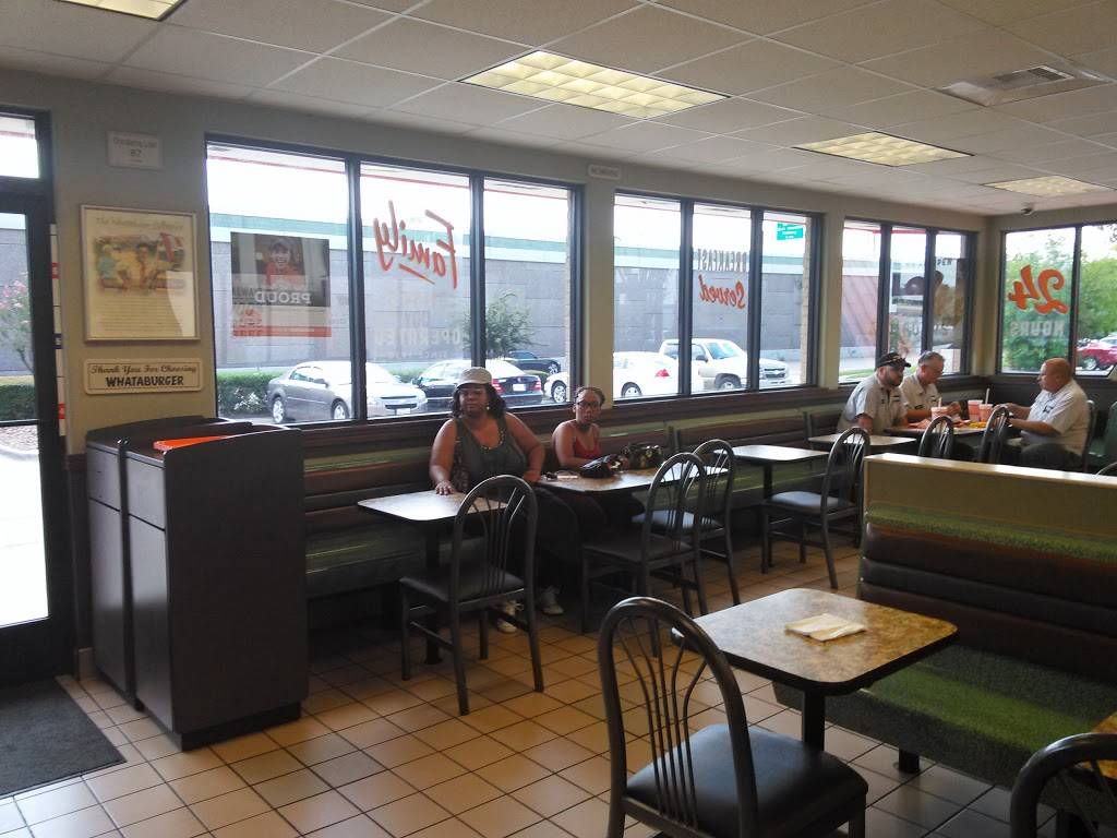 Whataburger | restaurant | 5050 Antoine Dr, Houston, TX 77092, USA | 7136869402 OR +1 713-686-9402