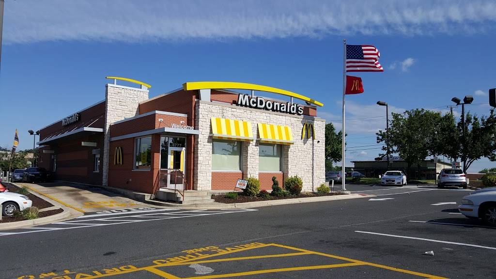 McDonalds | cafe | 4777 Marlboro Pike, Capitol Heights, MD 20743, USA | 3016696401 OR +1 301-669-6401