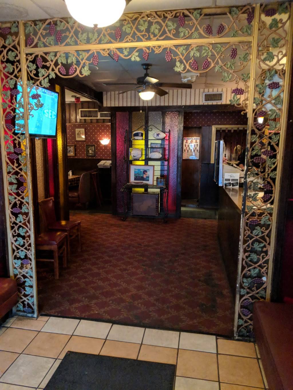 Pete and Sams | restaurant | 3886 Park Ave, Memphis, TN 38111, USA | 9014580694 OR +1 901-458-0694