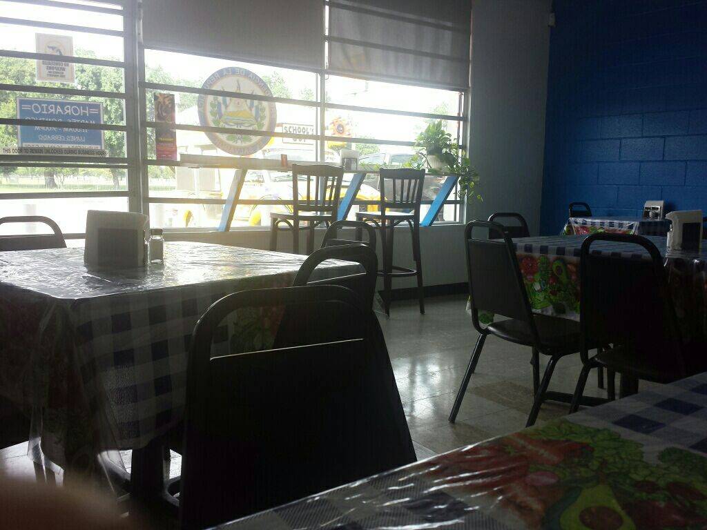 Pupuseria San Alejo | restaurant | 10475 Veterans Memorial Dr c, Houston, TX 77038, USA | 7136288920 OR +1 713-628-8920