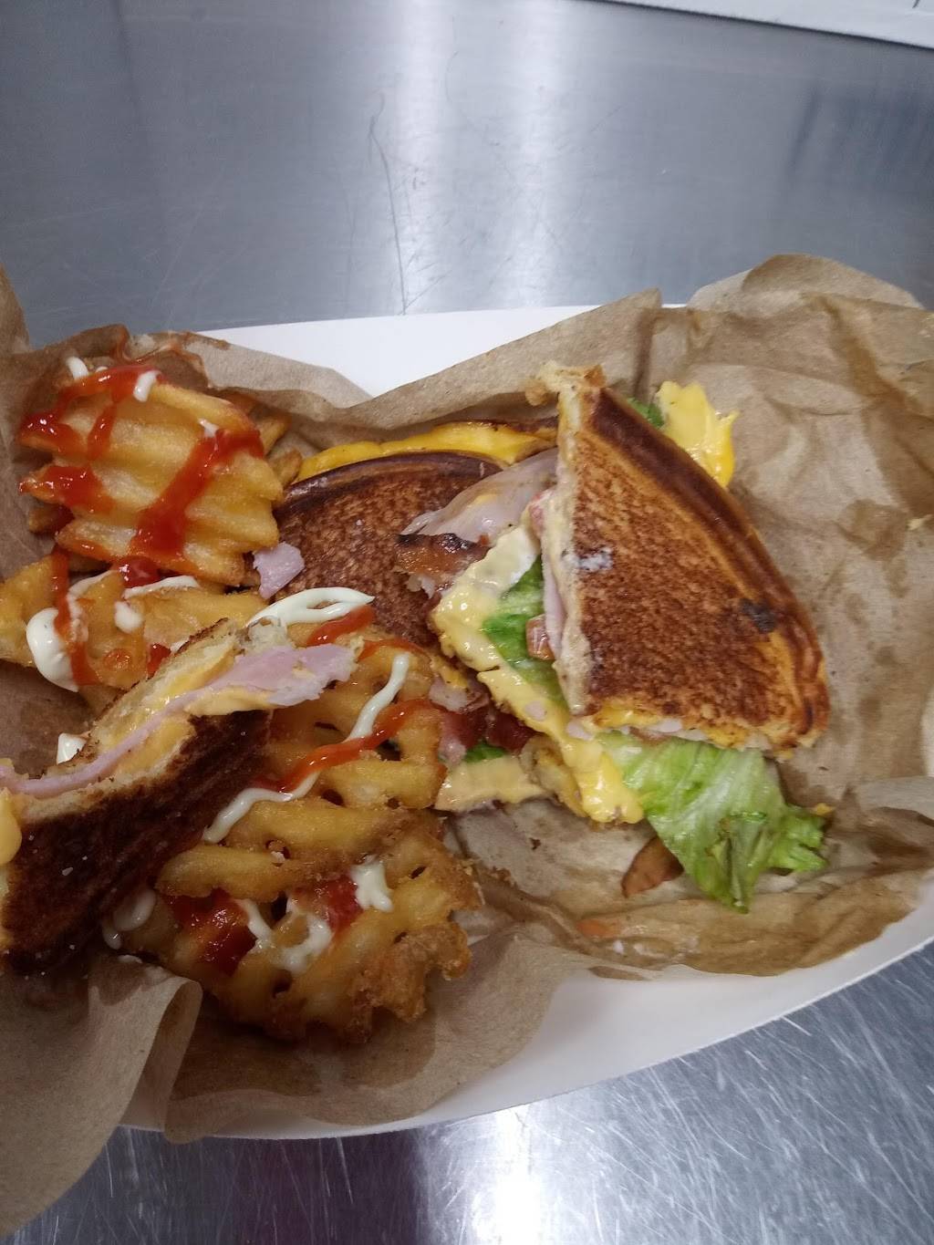 Stewarts All American Grill | restaurant | 11711 Okeechobee Blvd, Royal Palm Beach, FL 33411, USA | 5617953140 OR +1 561-795-3140