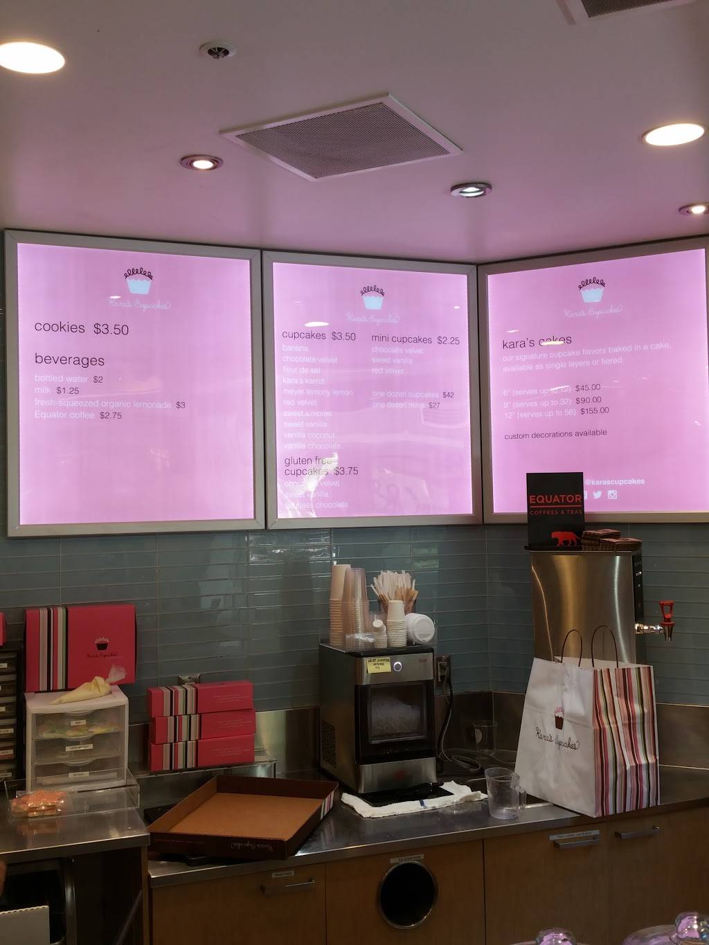 Karas Cupcakes | bakery | Three Embarcadero Center, San Francisco, CA 94111, USA | 4153912588 OR +1 415-391-2588