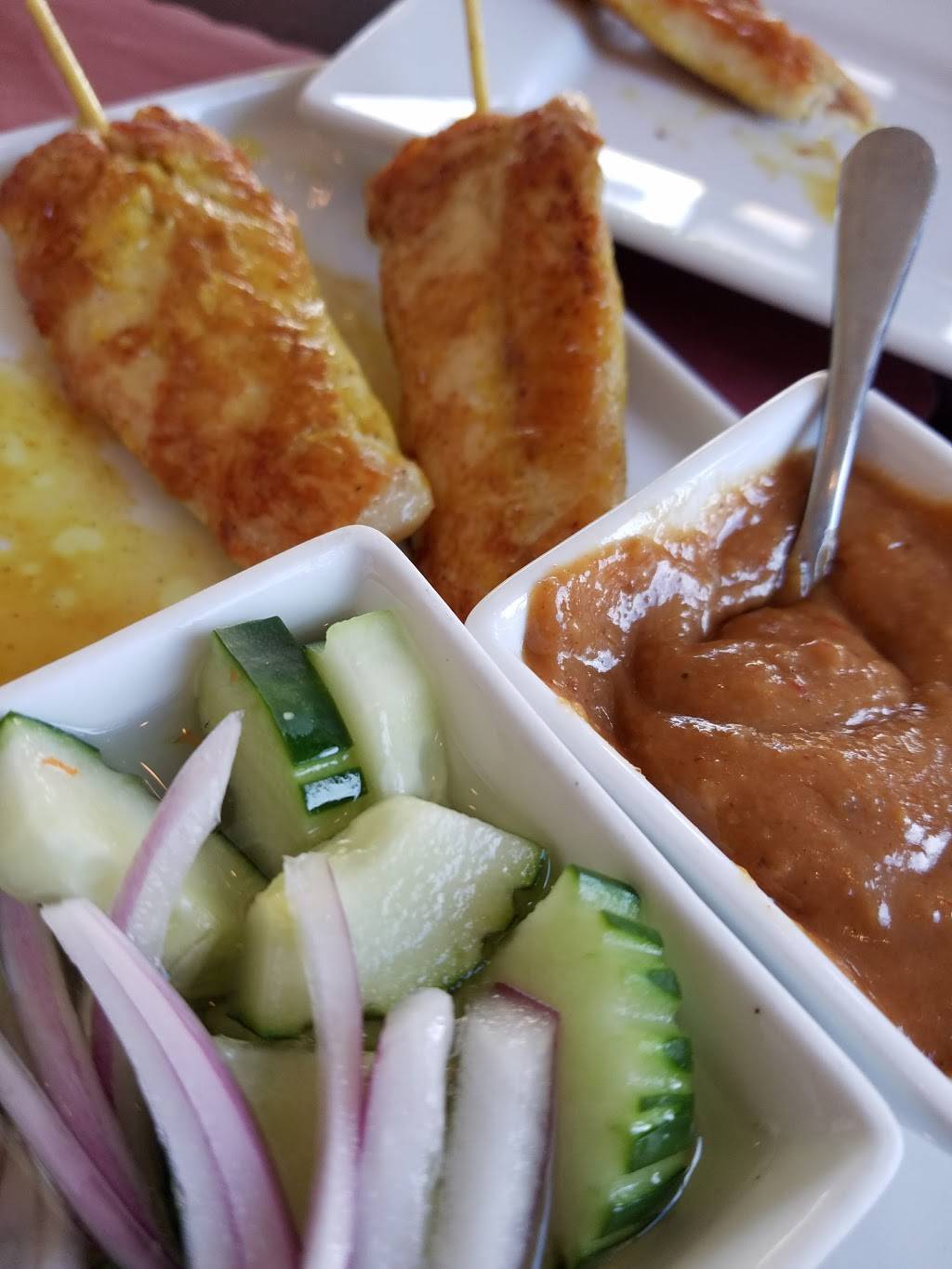 Manee Thai Restaurant | restaurant | 3558 N Pulaski Rd, Chicago, IL 60641, USA | 7737259991 OR +1 773-725-9991