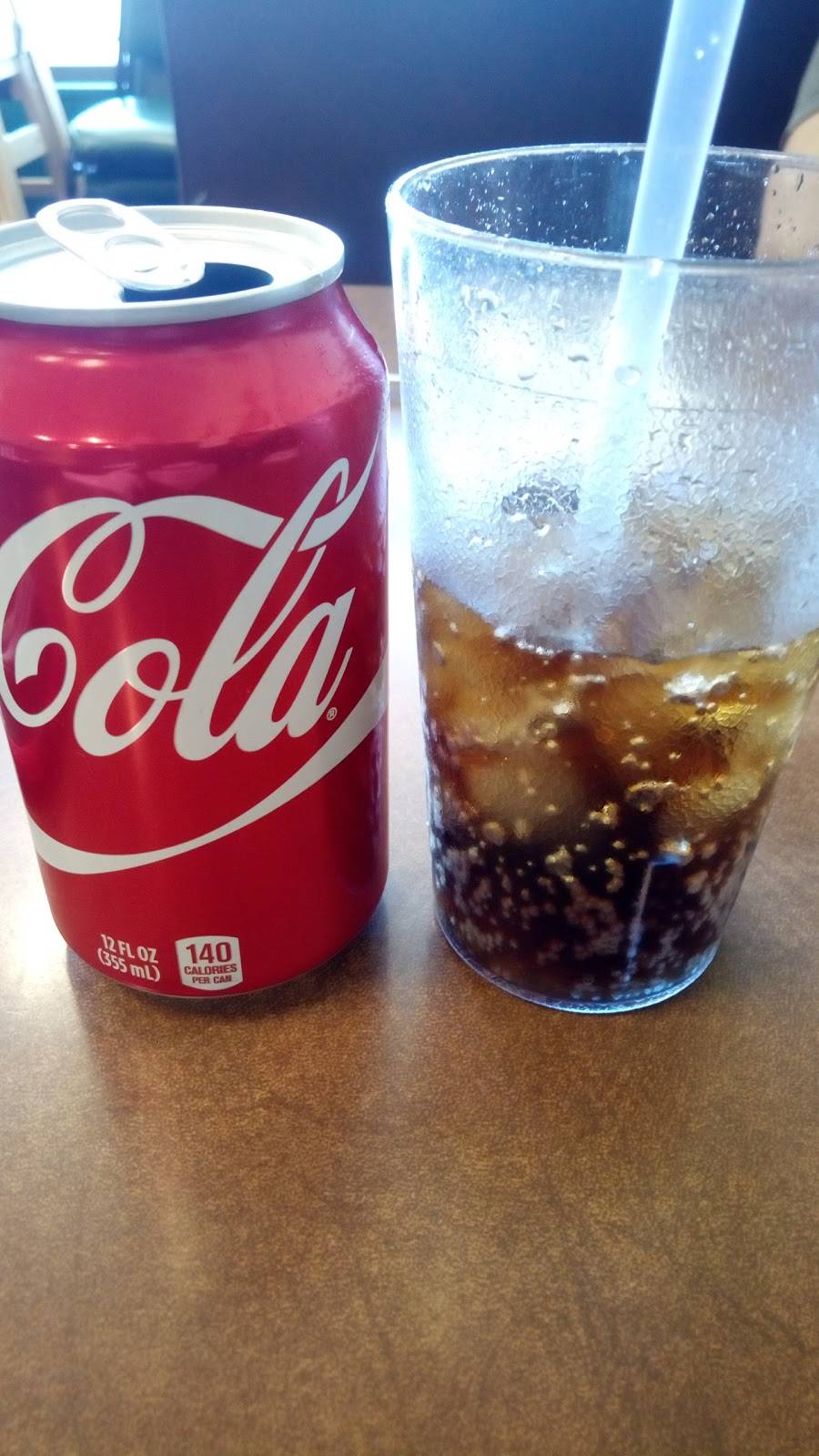 Howard Street Diner | restaurant | 142 Howard St, Brockton, MA 02302, USA | 5085865799 OR +1 508-586-5799