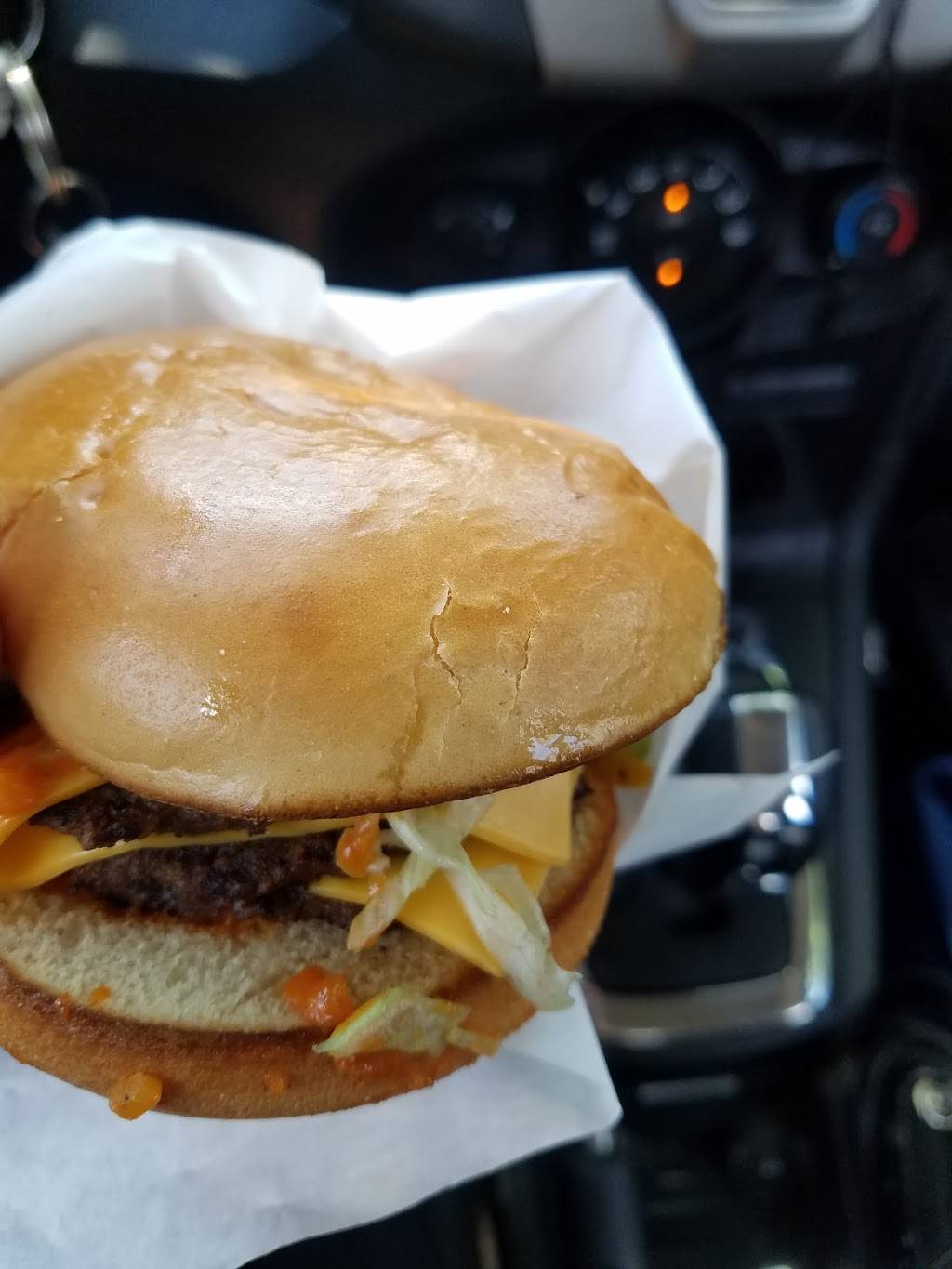 Jack in the Box | restaurant | 3110 W Dallas St, Houston, TX 77019, USA | 7139429524 OR +1 713-942-9524