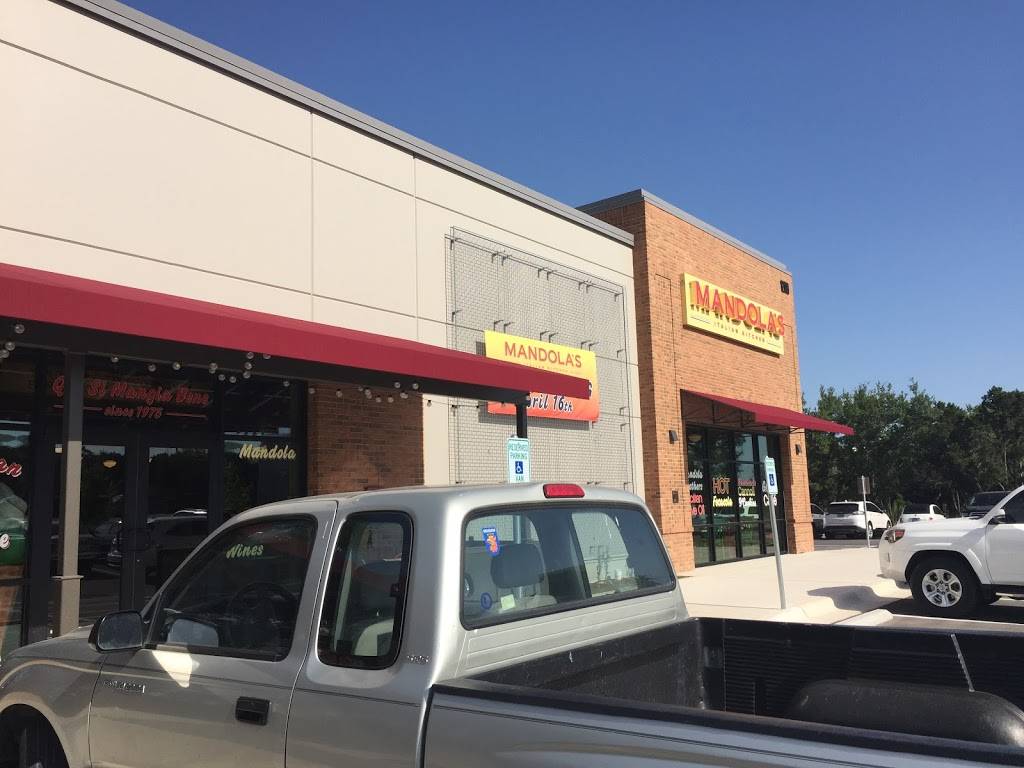 Mandolas Italian Kitchen | restaurant | 12100 W Parmer Ln ste 200, Cedar Park, TX 78613, USA | 5128791450 OR +1 512-879-1450