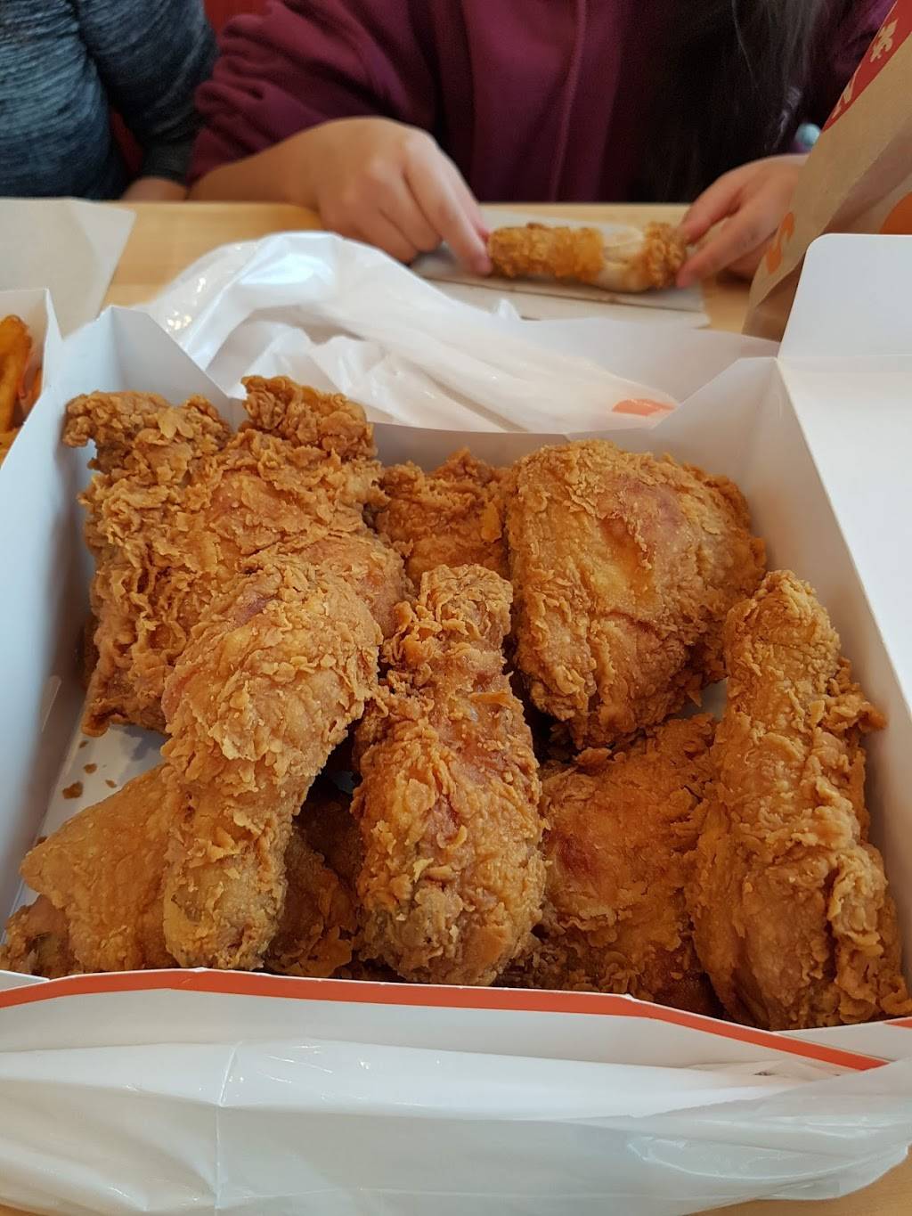 Popeyes Louisiana Kitchen | restaurant | 5261 Hwy 7, Markham, ON L3P 1B8, Canada | 2895541012 OR +1 289-554-1012