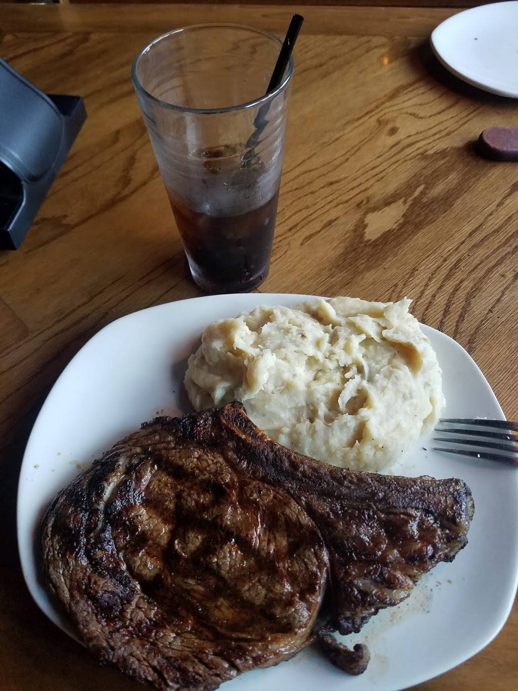 Outback Steakhouse | restaurant | 4492 Ontario Mills Pkwy, Ontario, CA 91764, USA | 9094842999 OR +1 909-484-2999