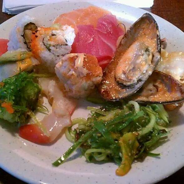 E Star | restaurant | 7323 FM 1960, Houston, TX 77070, USA | 2818809098 OR +1 281-880-9098