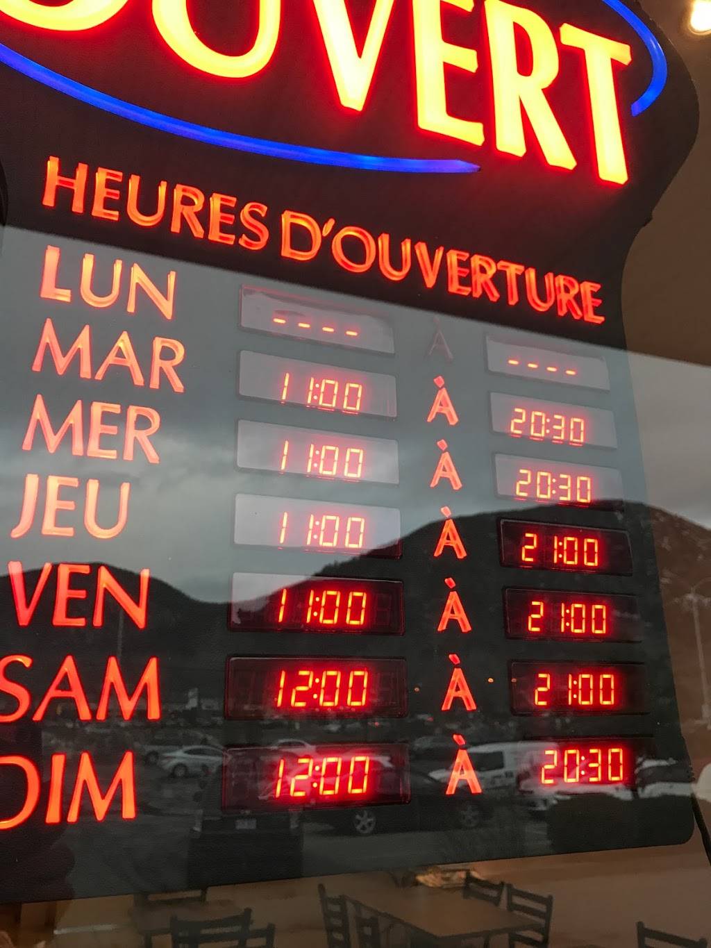 Sushi Express Notori | restaurant | 303 Bd Sir Wilfrid Laurier, Mont-Saint-Hilaire, QC J3H 3N8, Canada | 4504678572 OR +1 450-467-8572