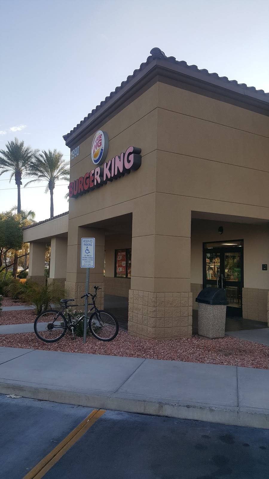 Burger King | restaurant | 1990 W Ray Rd, Chandler, AZ 85224, USA | 4807820957 OR +1 480-782-0957