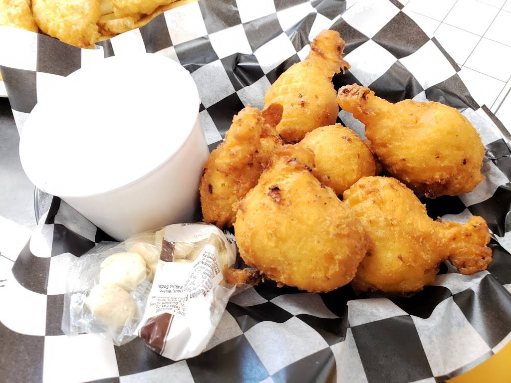 Amarals Fish & Chips | restaurant | 4 Redmond St, Warren, RI 02885, USA | 4012470675 OR +1 401-247-0675