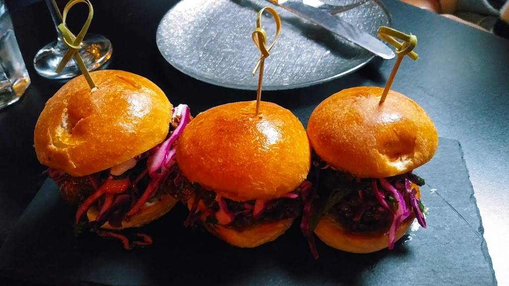 Mauvais Garçons | restaurant | 1830 Rue William, Montréal, QC H3J 1R5, Canada | 5149311777 OR +1 514-931-1777