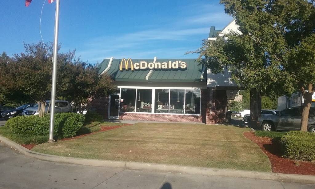 McDonalds | cafe | 349 US-51, Ridgeland, MS 39157, USA | 6018530624 OR +1 601-853-0624