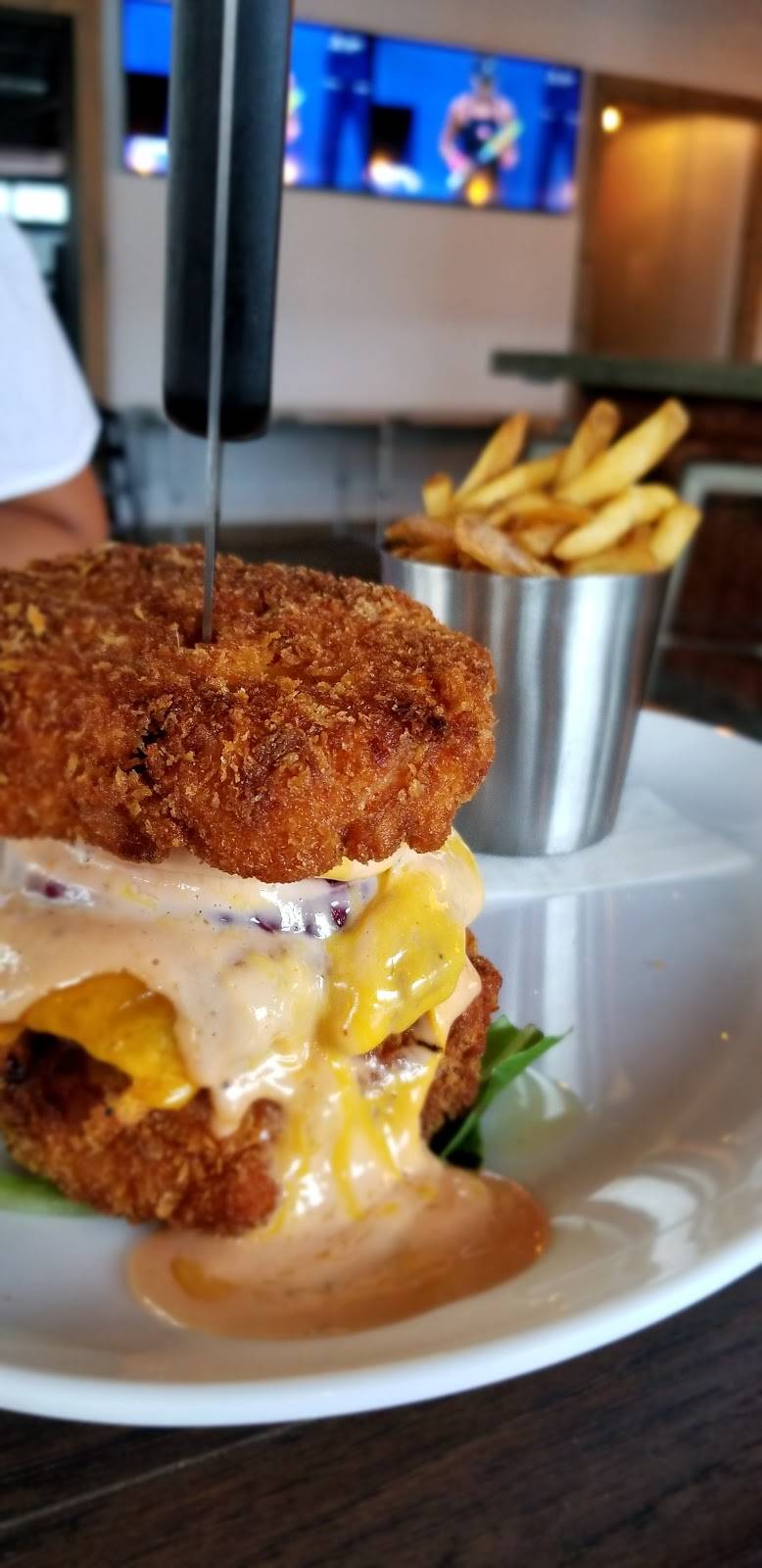 Bronx Tavern | restaurant | 3503, 780 E 133rd St, Bronx, NY 10454, USA | 7182922108 OR +1 718-292-2108