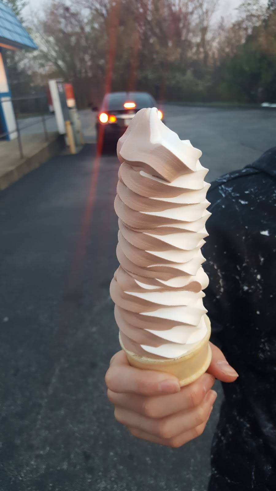 Loders Shake Shoppe | restaurant | 6983 Royalton Rd, Cleveland, OH 44133, USA | 4402376020 OR +1 440-237-6020