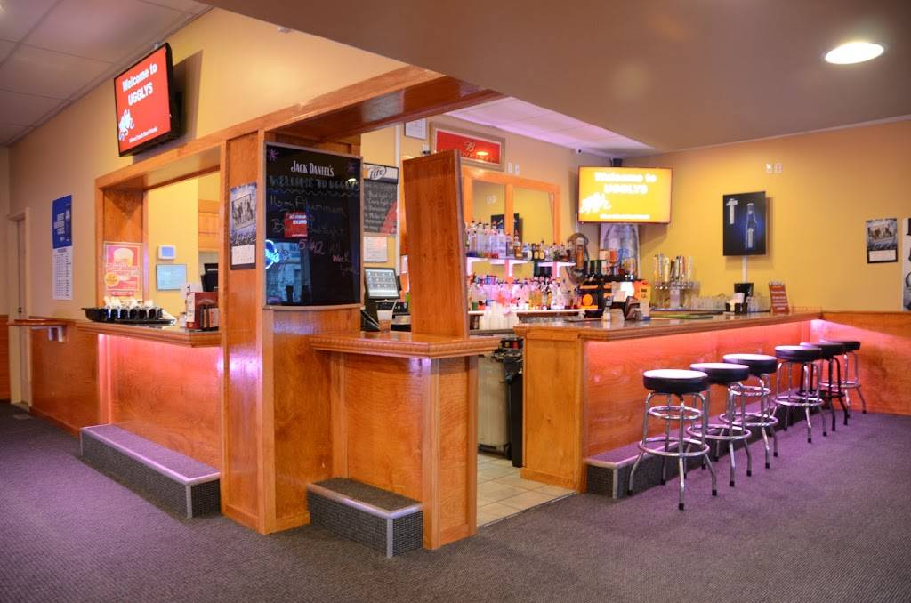 Ugglys Bar And Grill | night club | 1101 S Walnut St, Muncie, IN 47305, USA | 7658968375 OR +1 765-896-8375