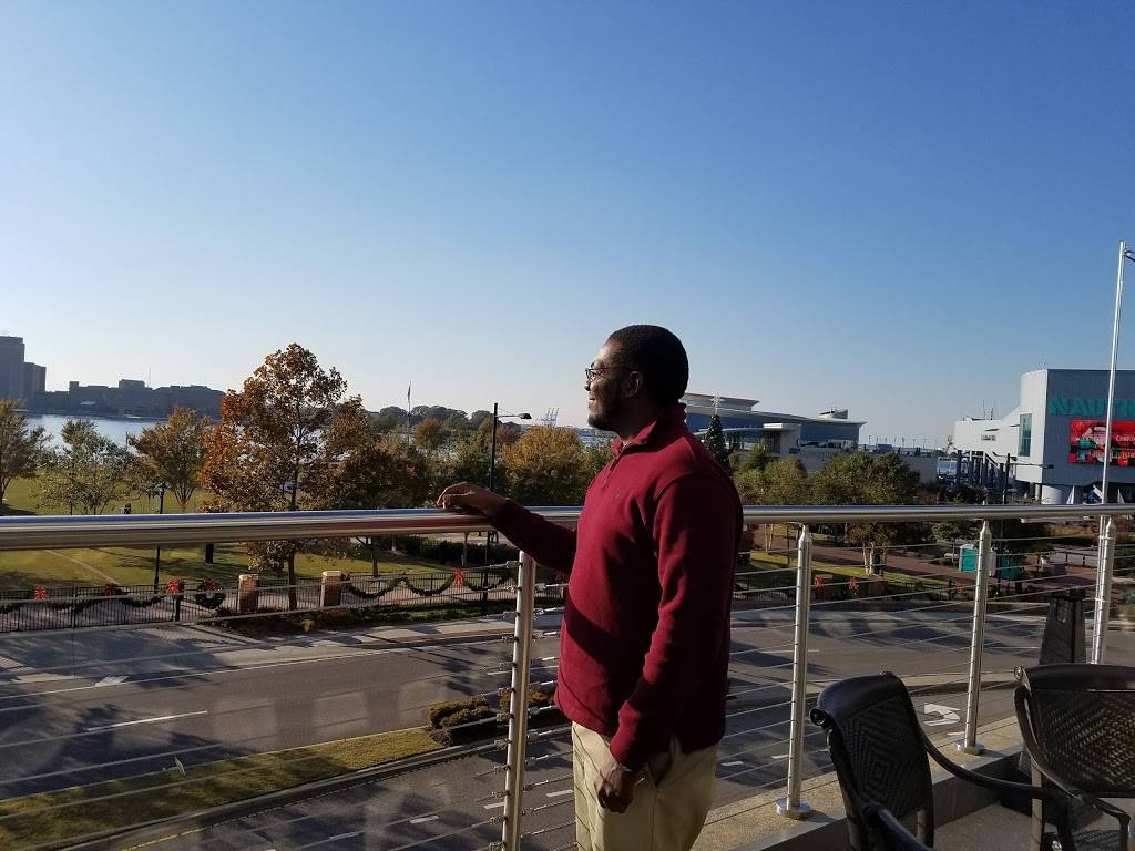 Town Point Club | restaurant | 101 W Main St Suite 300, Norfolk, VA 23510, USA | 7576256606 OR +1 757-625-6606