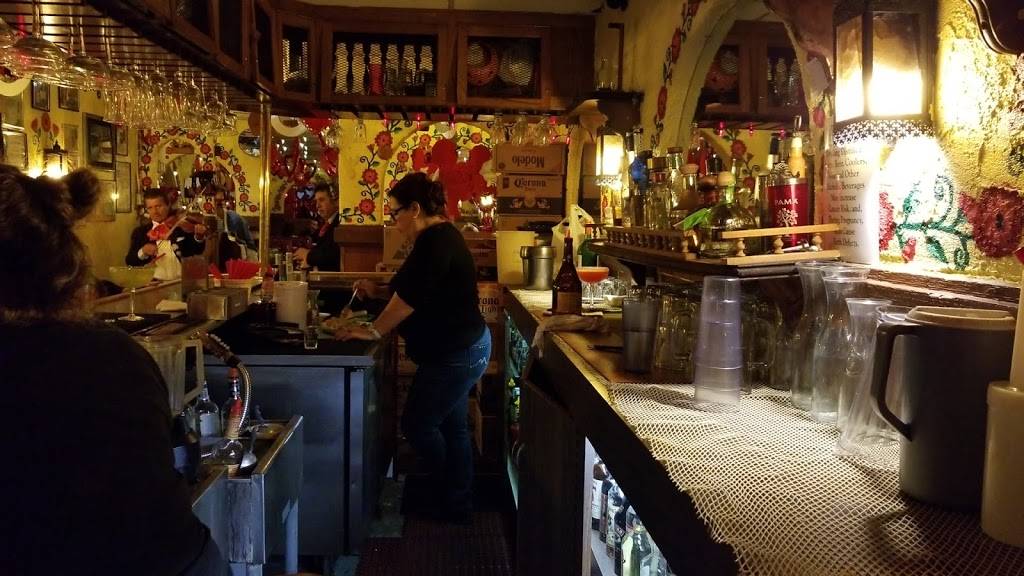 Veracruz Restaurant | restaurant | 9931 Orr and Day Rd, Santa Fe Springs, CA 90670, USA | 5628689188 OR +1 562-868-9188