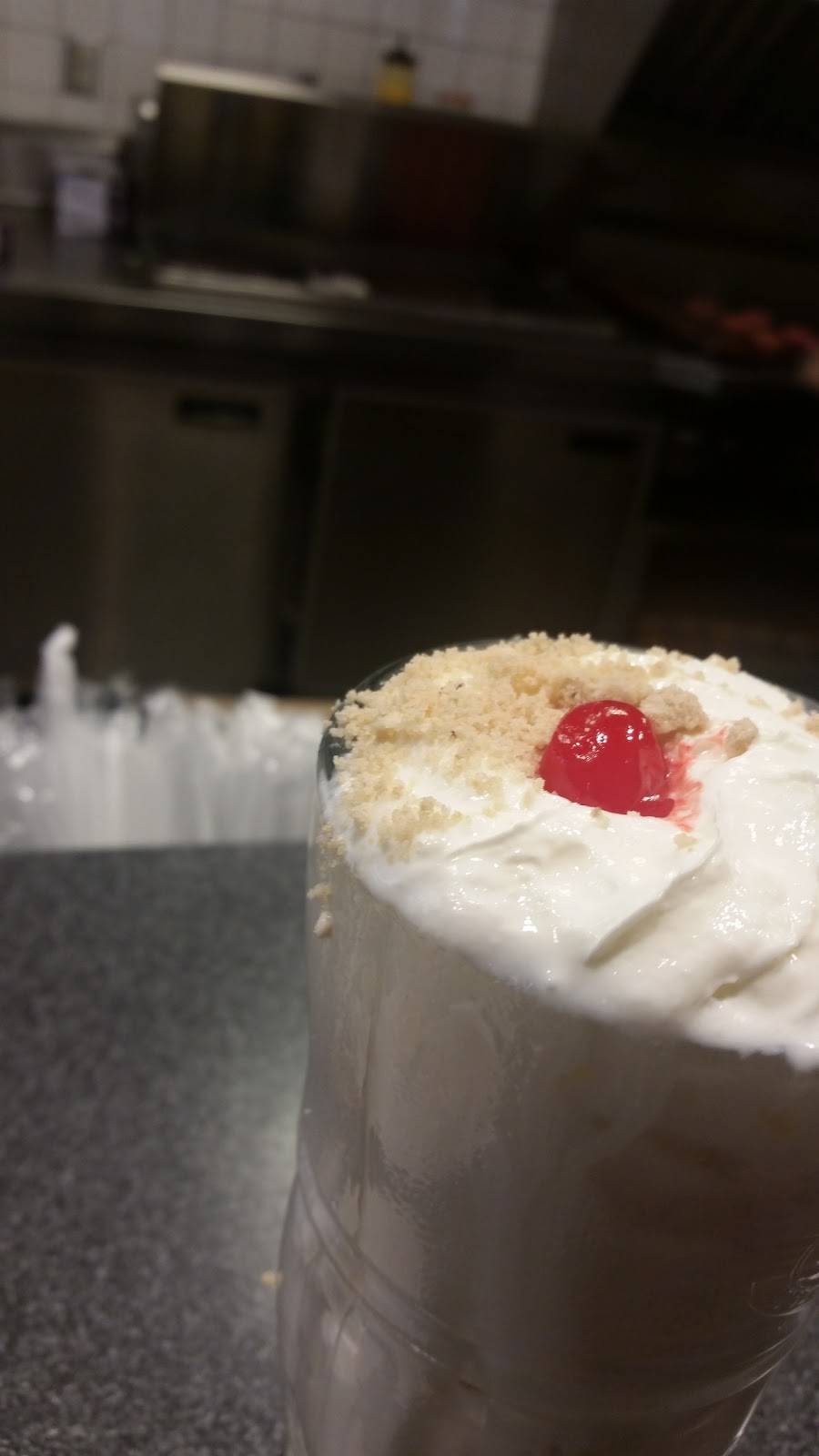 Steak n Shake | restaurant | 2403 Post Dr, Indianapolis, IN 46219, USA | 3178901401 OR +1 317-890-1401