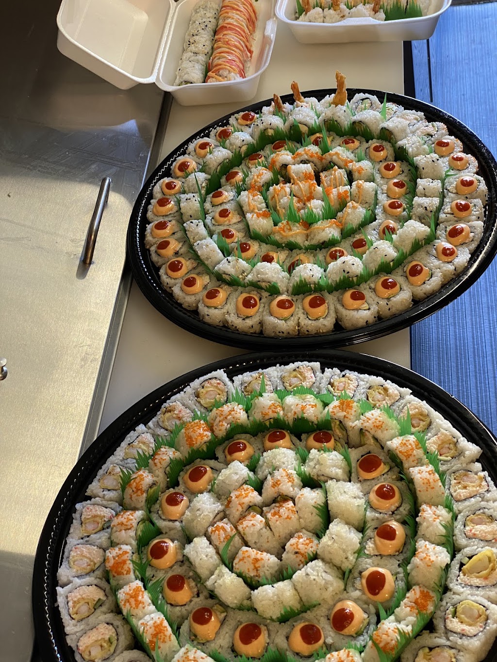 Sushi & Friends | restaurant | Downtown Portland, Portland, OR 97201, USA | 9712173877 OR +1 971-217-3877