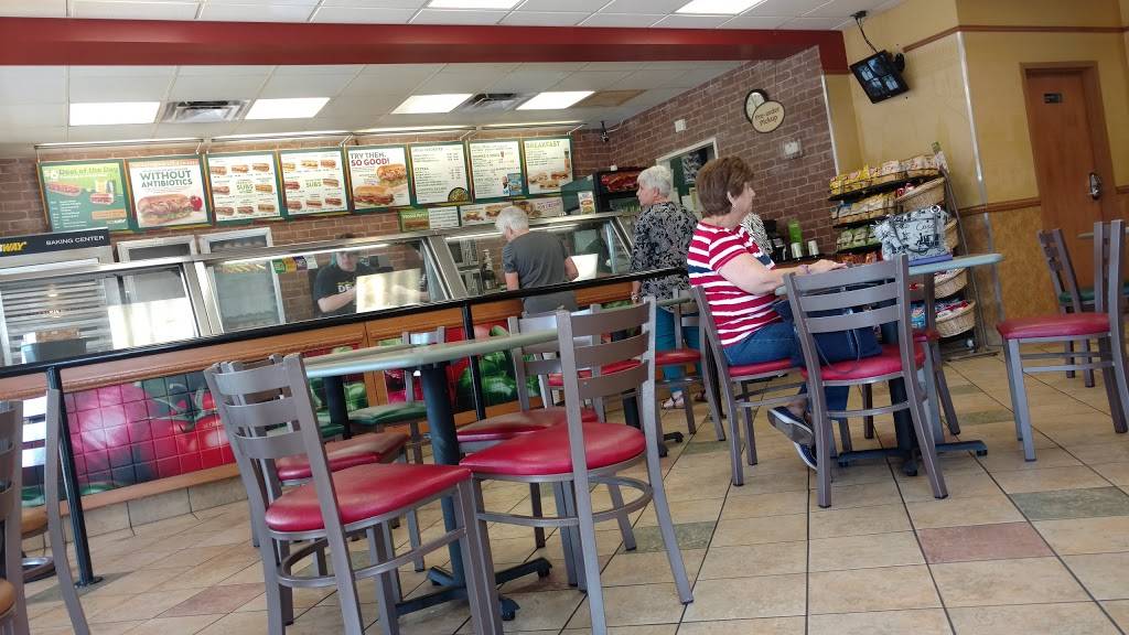 Subway Restaurants | restaurant | 5016 Manatee Ave W, Bradenton, FL 34205, USA | 9417442306 OR +1 941-744-2306