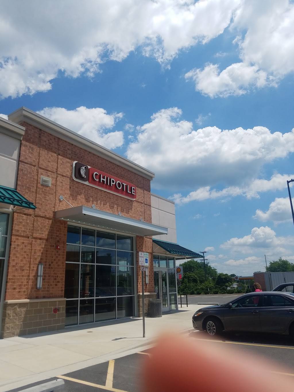 Chipotle Mexican Grill | restaurant | 6400 Ridge Rd Ste 1, Sykesville, MD 21784, USA | 4107952709 OR +1 410-795-2709