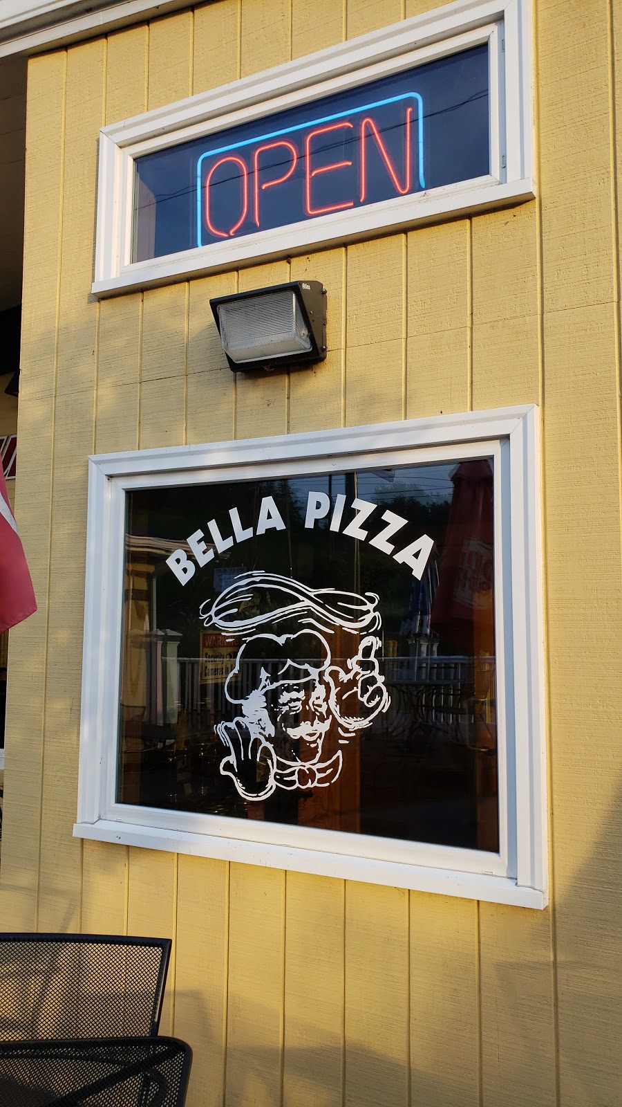 Bella Pizza Pasta & Subs | restaurant | 1625 Main St, Clifton Forge, VA 24422, USA | 5408624548 OR +1 540-862-4548