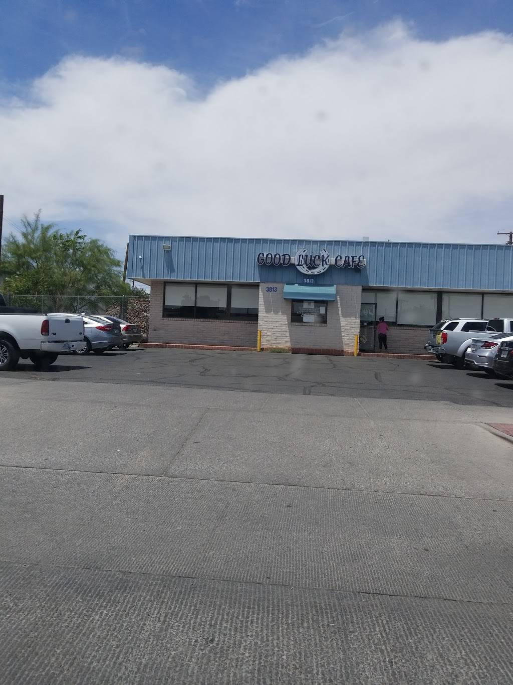 Good Luck Cafe | cafe | 3813 Alameda Ave, El Paso, TX 79905, USA | 9155329039 OR +1 915-532-9039