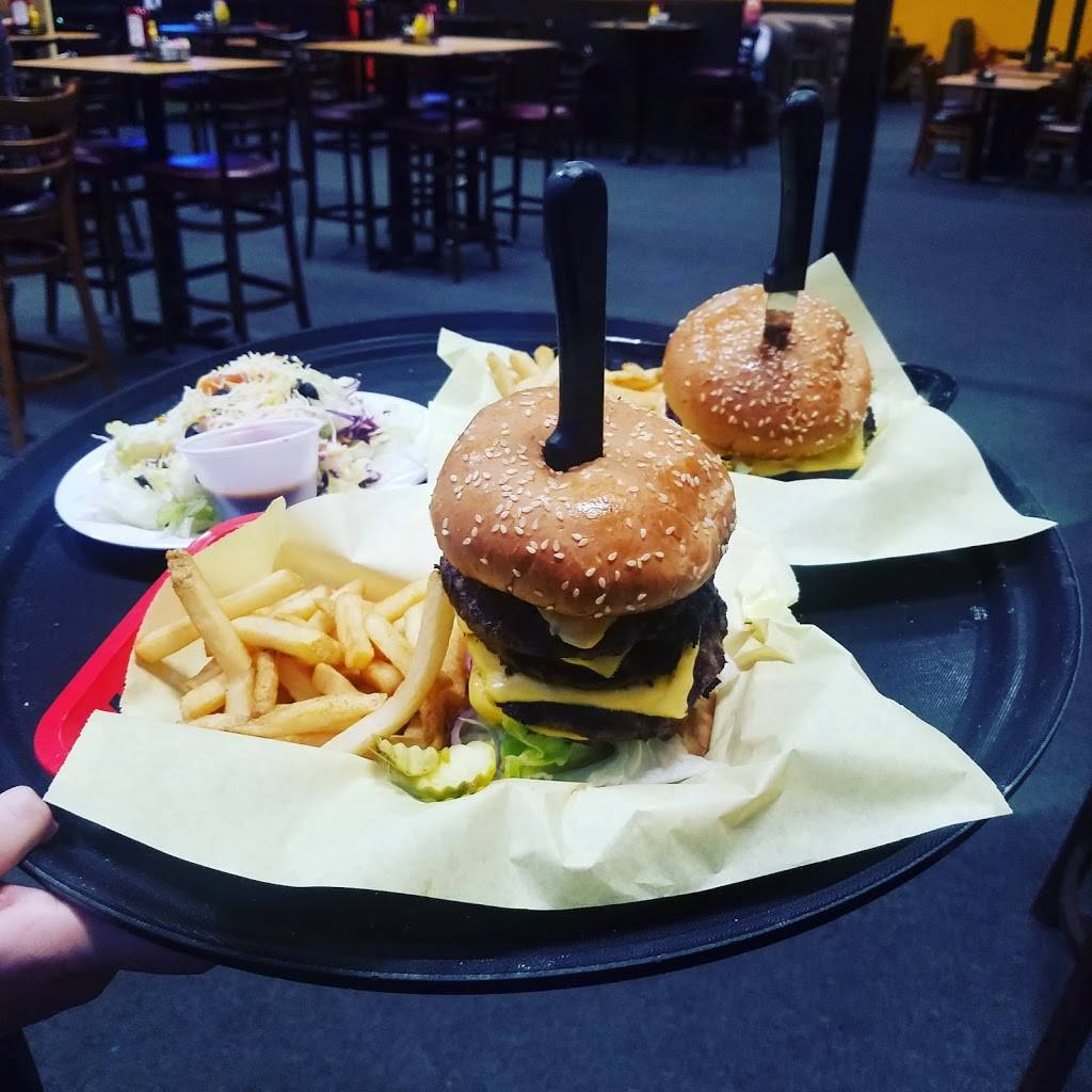 Gold Mountain Sports Tavern | restaurant | Golden Hills, CA 93561, USA | 6618234615 OR +1 661-823-4615