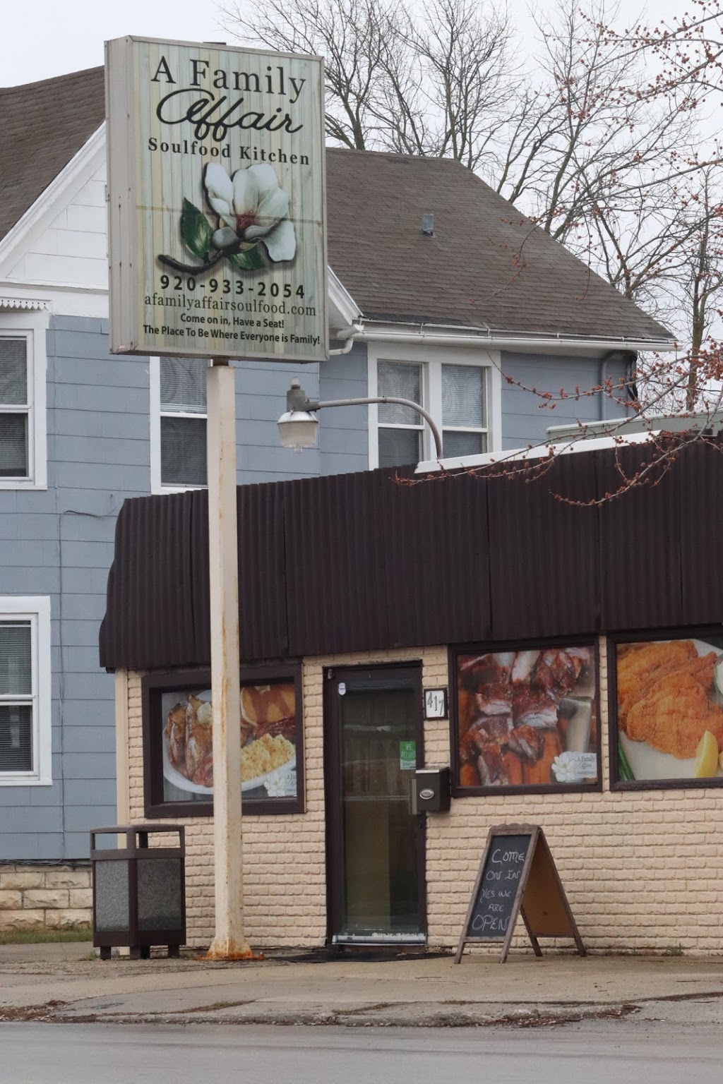 A Family Affair Soulfood Kitchen | restaurant | 417 S Main St, Fond du Lac, WI 54935, USA | 9209332054 OR +1 920-933-2054