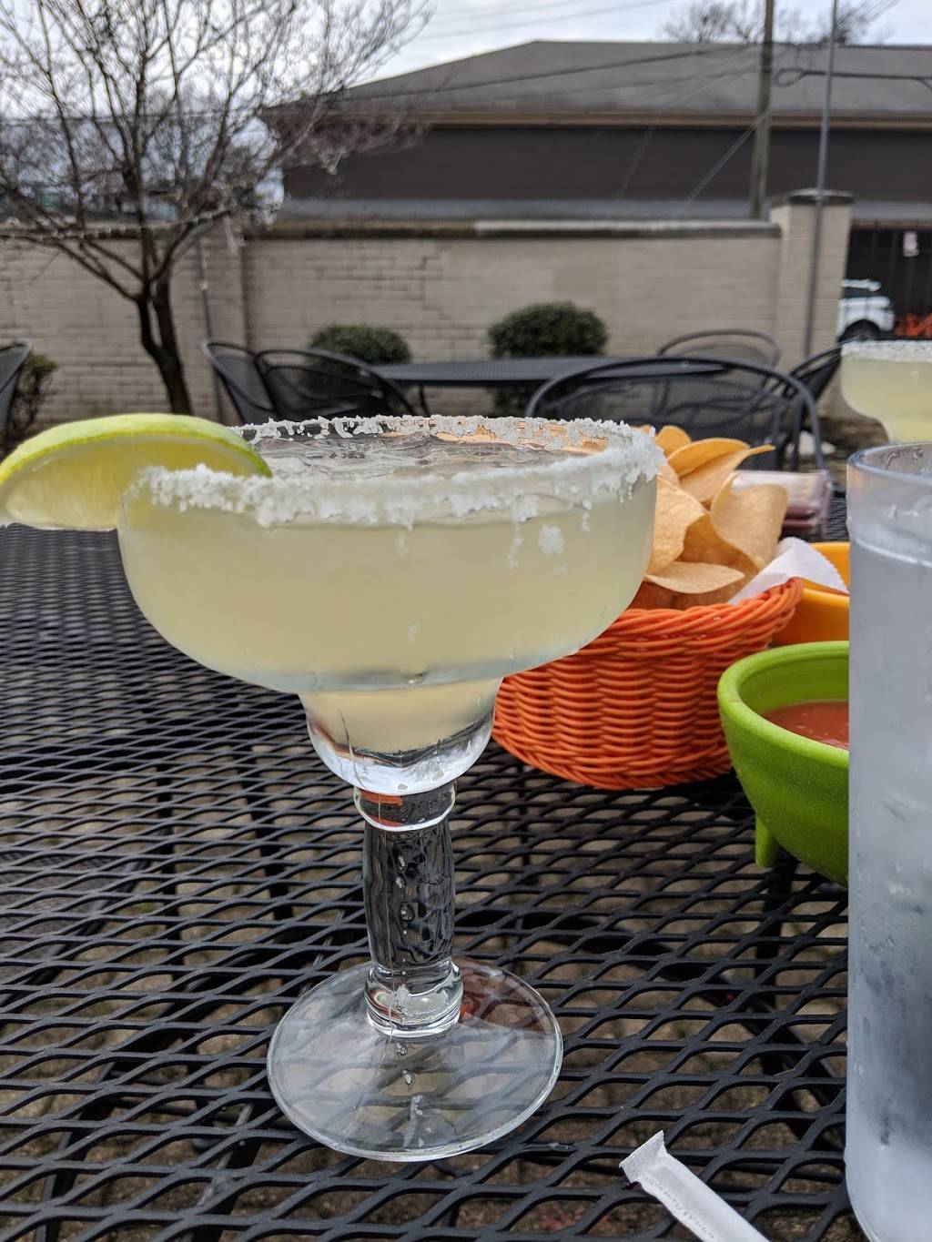 Cinco De Mayo Mexican Restaurant | restaurant | 122 W Maxwell St, Lexington, KY 40508, USA | 8593036488 OR +1 859-303-6488