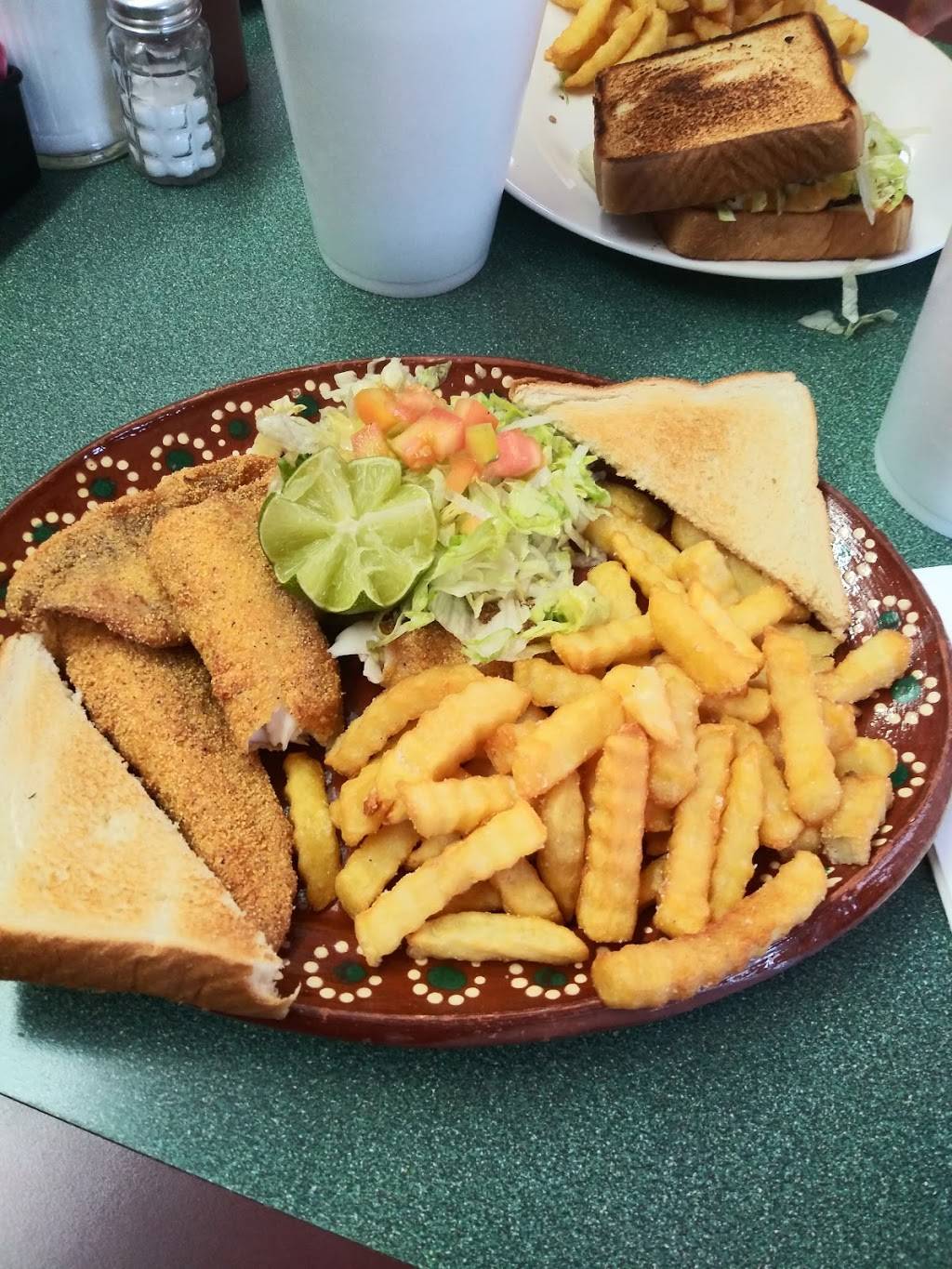 Janie’s Cafe | restaurant | 1640, 930 Ruiz St, San Antonio, TX 78207, USA | 2109717823 OR +1 210-971-7823