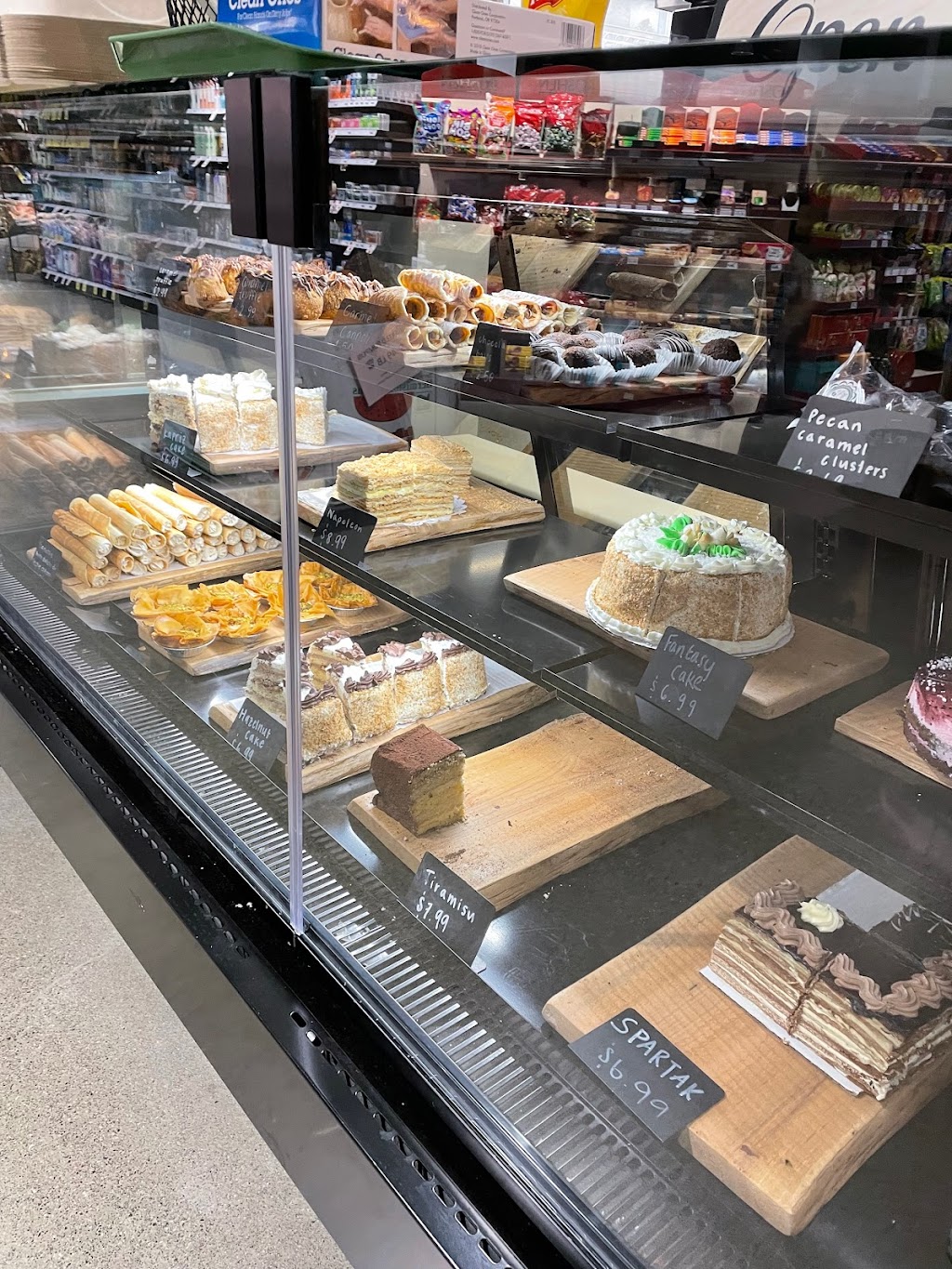 Emish Market | bakery | 2040 70th Ave E, Fife, WA 98424, USA | 2532626070 OR +1 253-262-6070