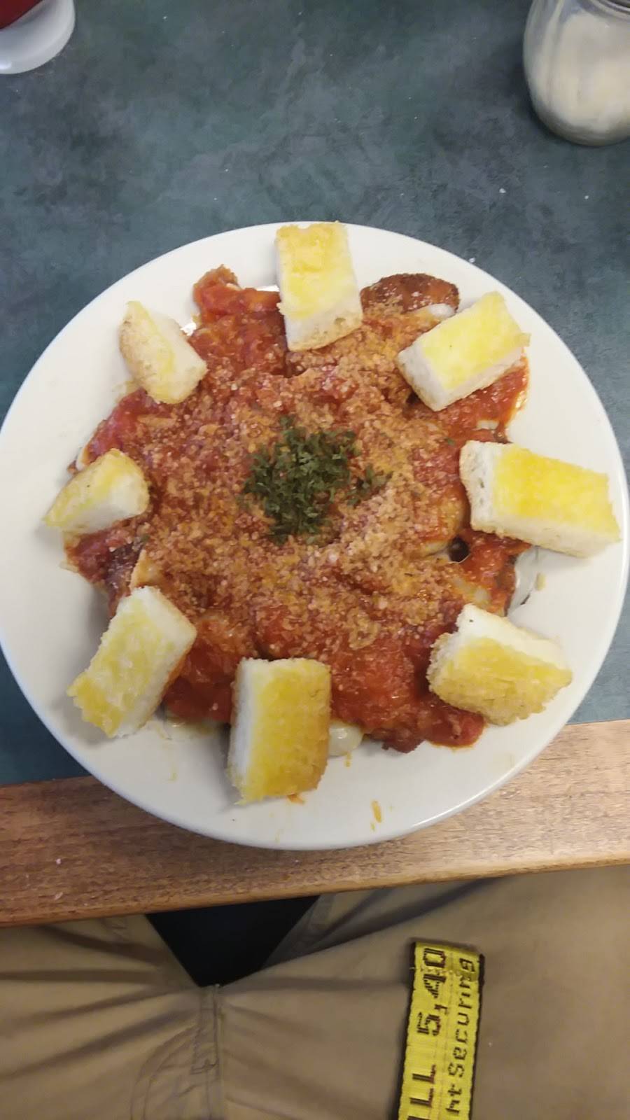 Mr Poor Boy Restaurant | restaurant | 10202 Jefferson Hwy, River Ridge, LA 70123, USA | 5047371170 OR +1 504-737-1170